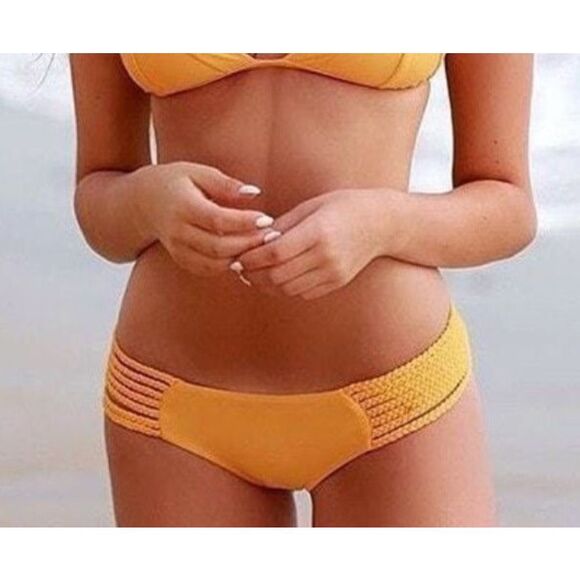Frankie’s Bikinis Valentina Bikini Bottom M Mango - Picture 1 of 5